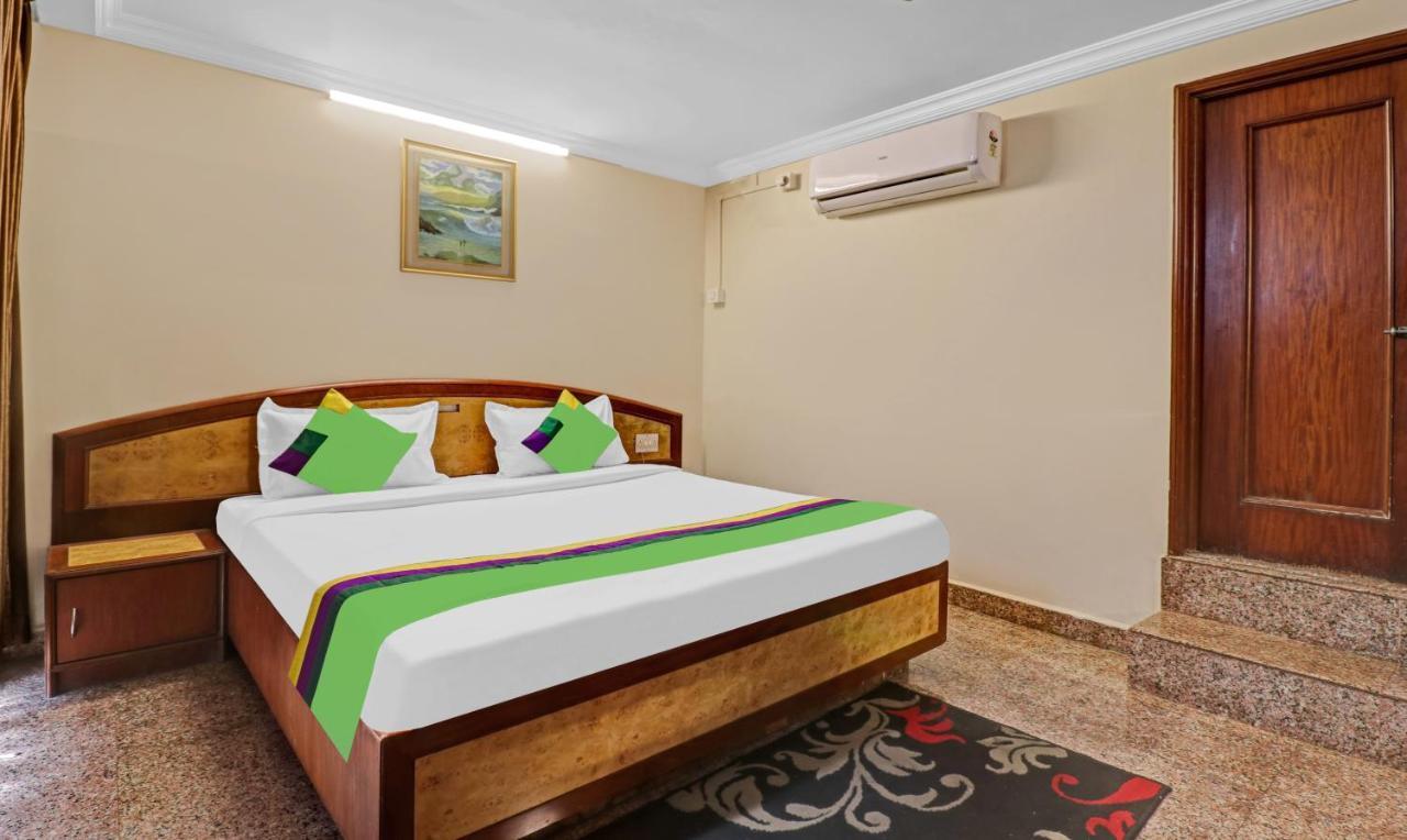 Hotel Treebo Surya Yatri Niwas Belgaum Exterior foto